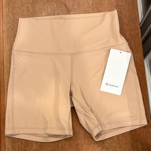 Lululemon Align High-Rise Short 6" Contour - Picture 4 of 6